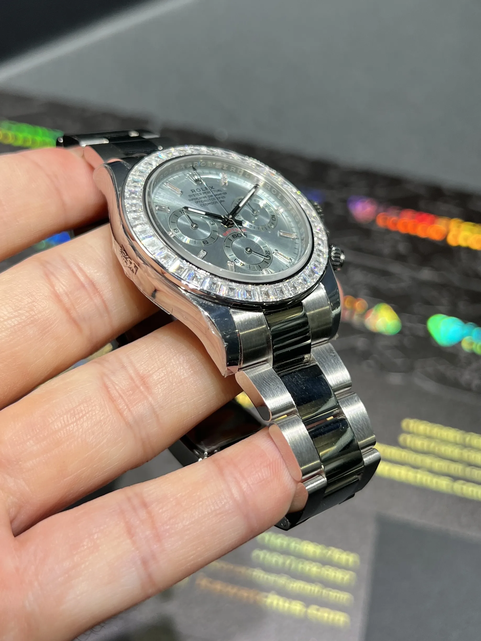Cosmograph Daytona Icedout Watch with Baguette Bezel D810019361 — view 4
