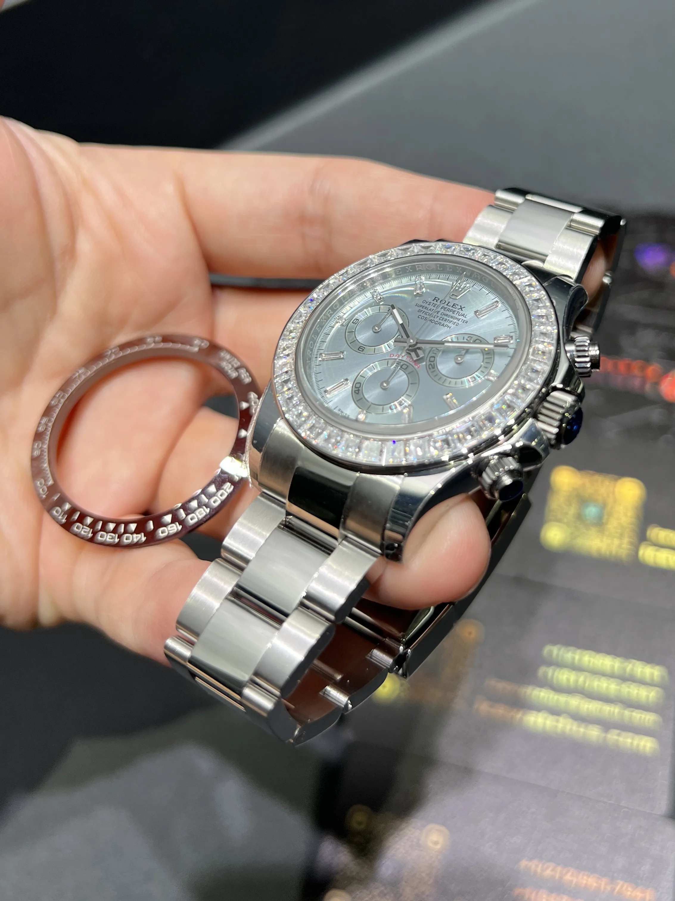 Cosmograph Daytona Icedout Watch with Baguette Bezel D810019361 — view 7