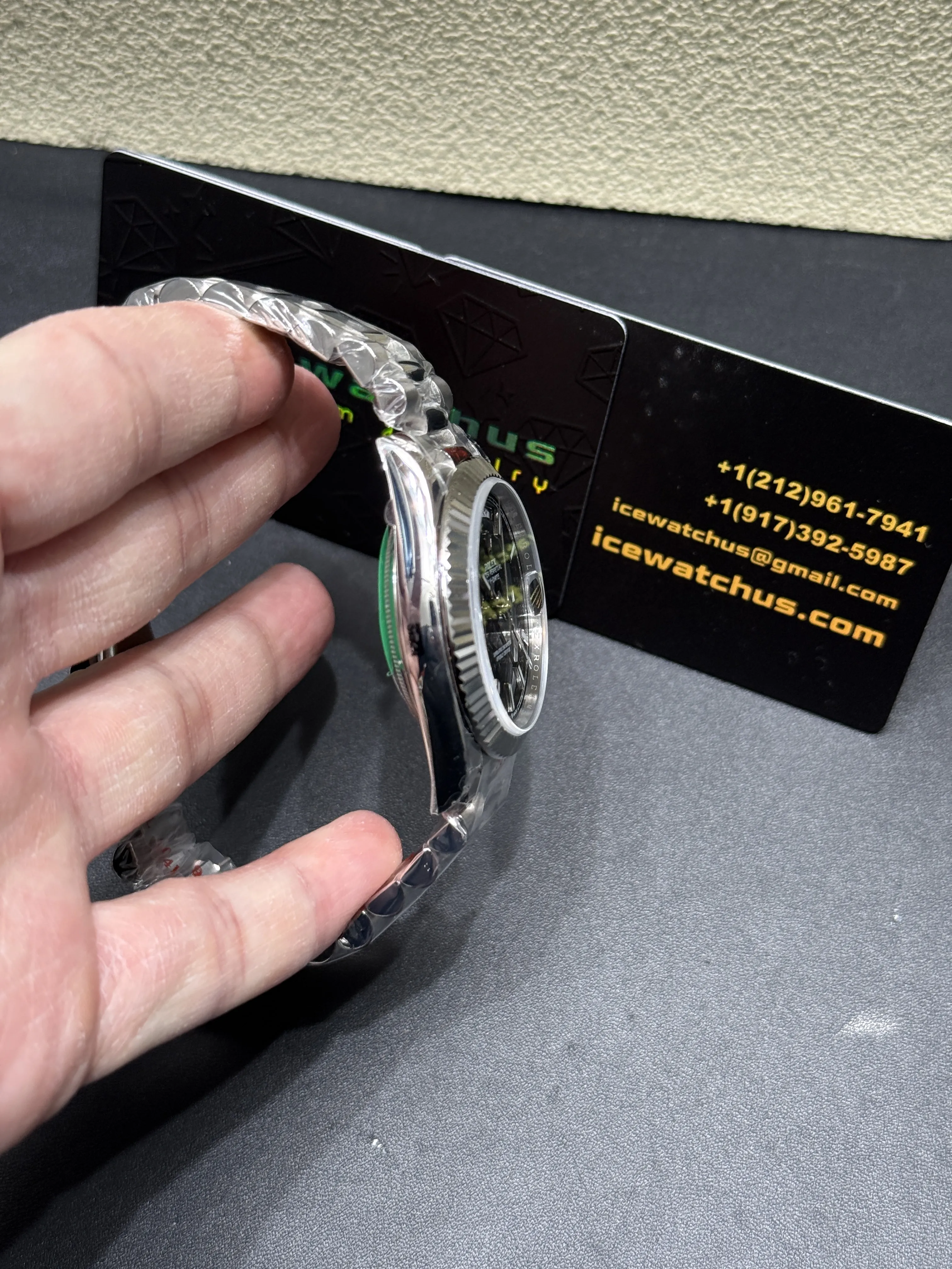 Day-Date 40mm Automatic Watch D398319375 — view 4
