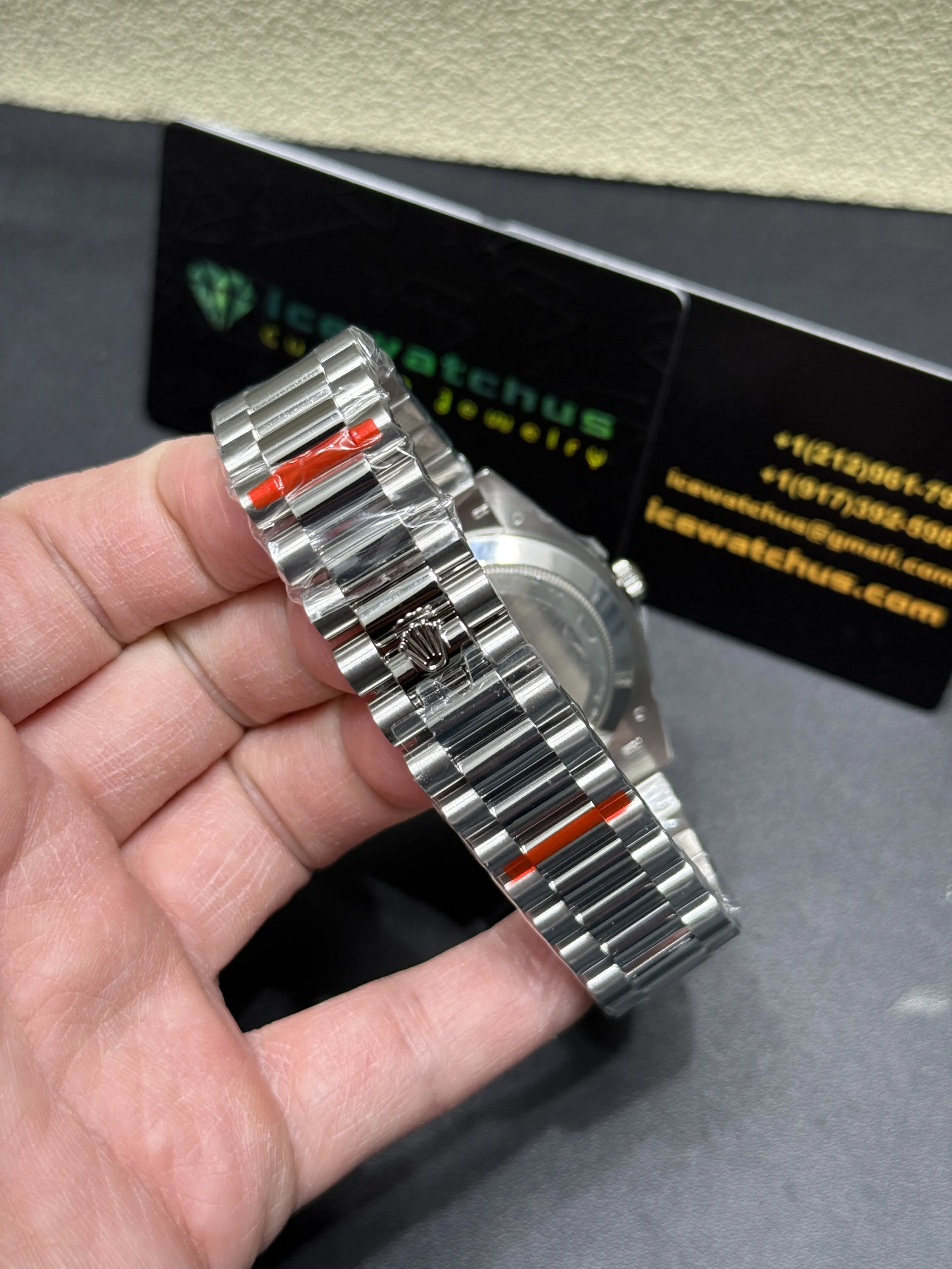 Day-Date 40mm Automatic Watch D398319375 — view 9