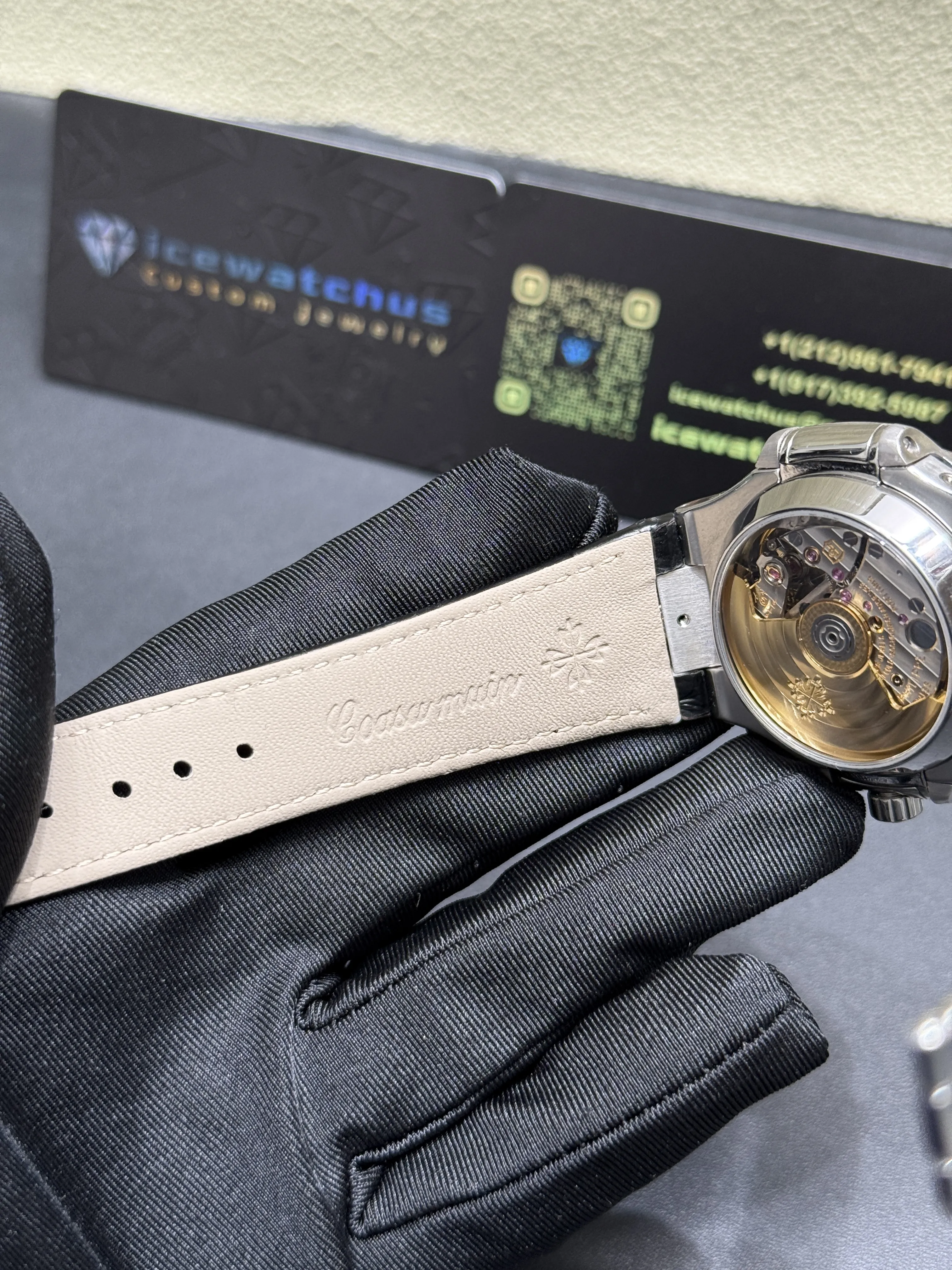 Nautilus Chronograph with Black Baguette Bezel D877519380 — view 8