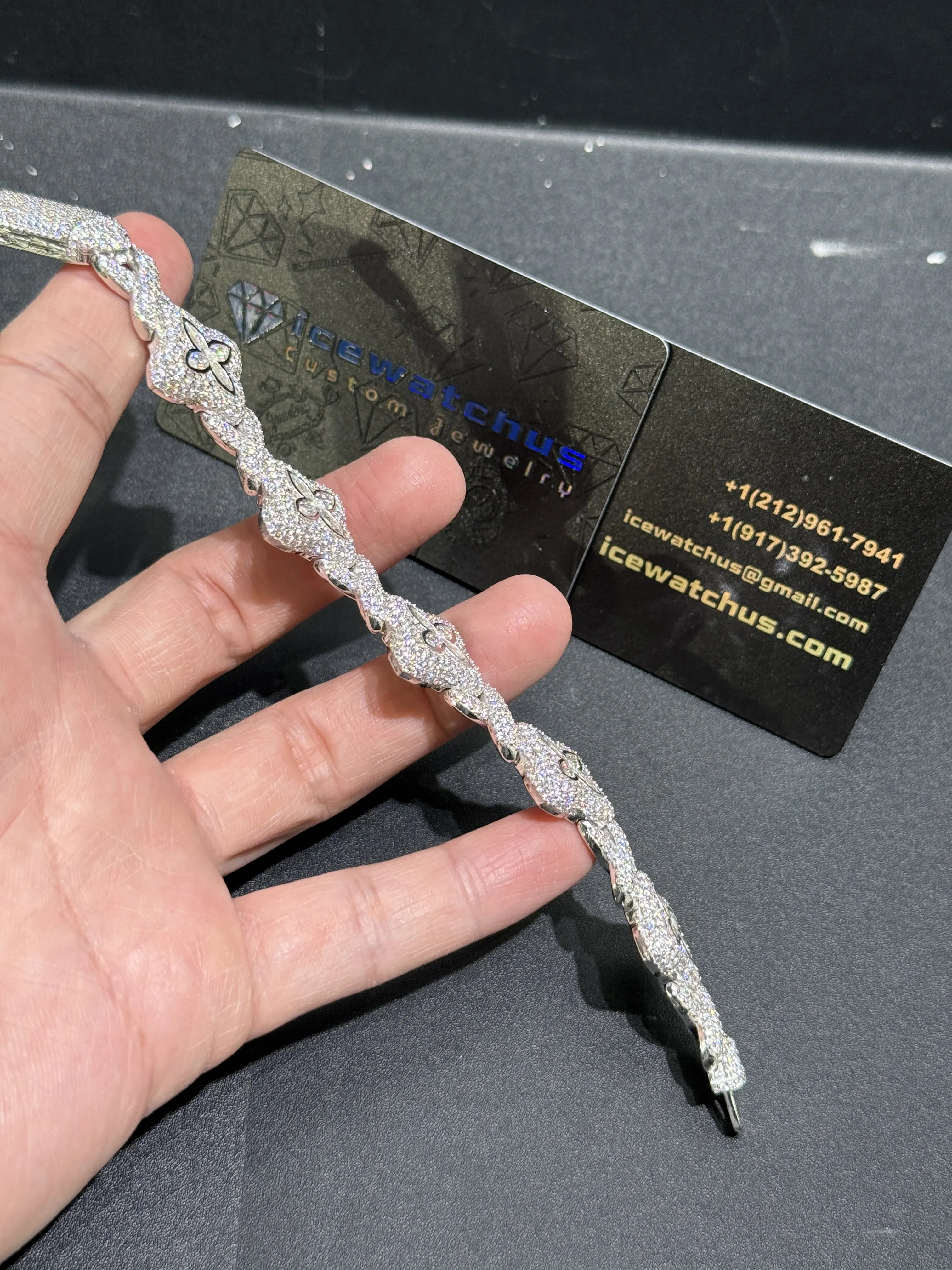 0135 925 Slive Moissanite Bracelets D438819369 — view 2