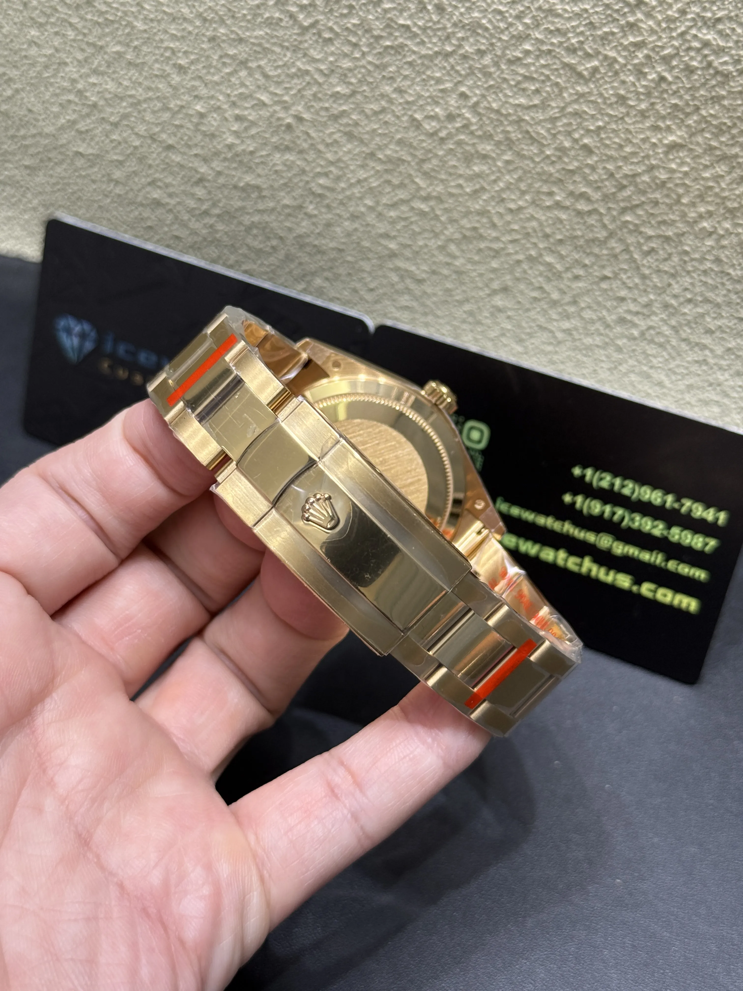 Sky-Dweller Oystersteel Gold-Tone Watch D398319383 — view 8
