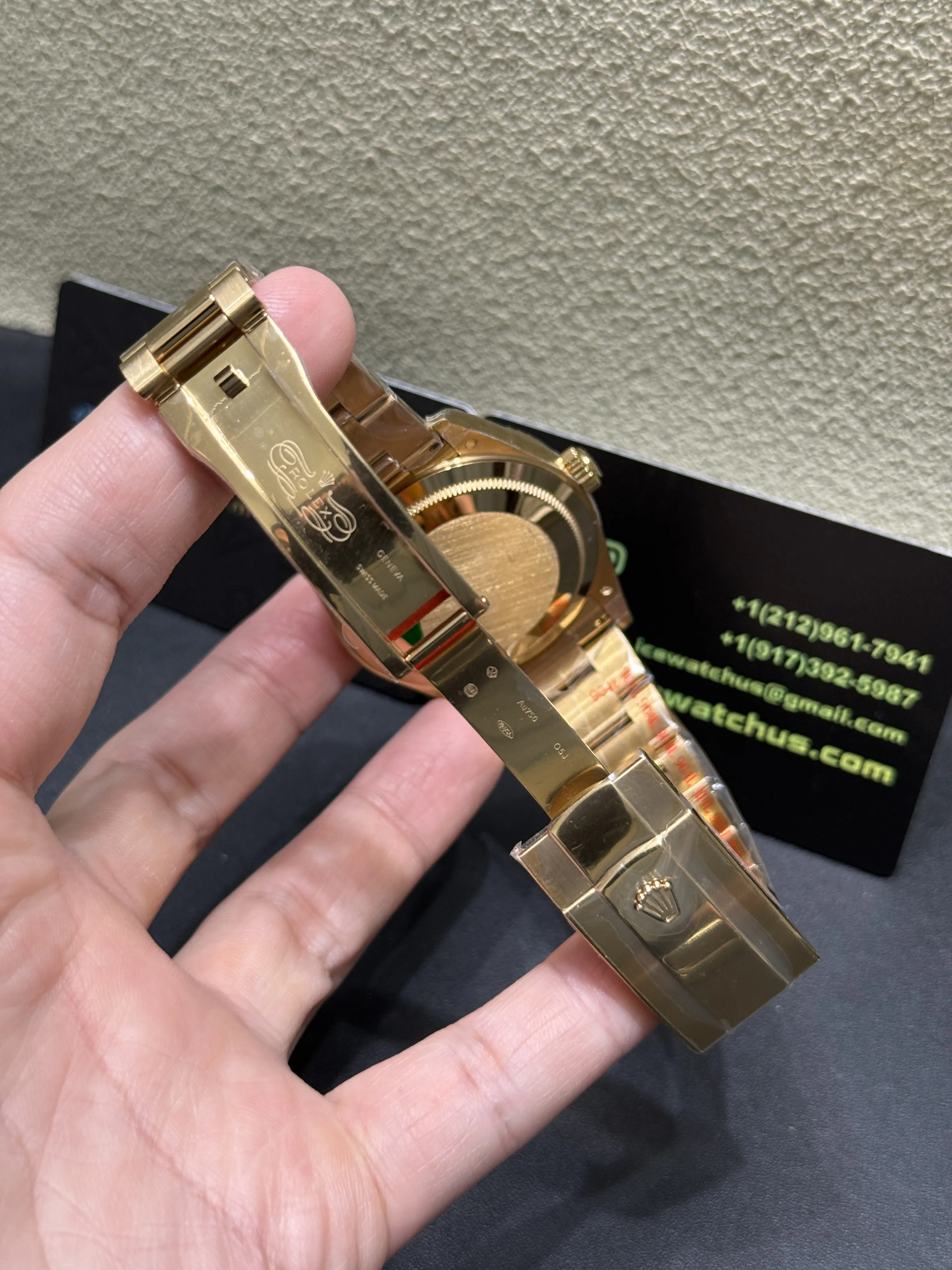 Sky-Dweller Oystersteel Gold-Tone Watch D398319383 — view 9