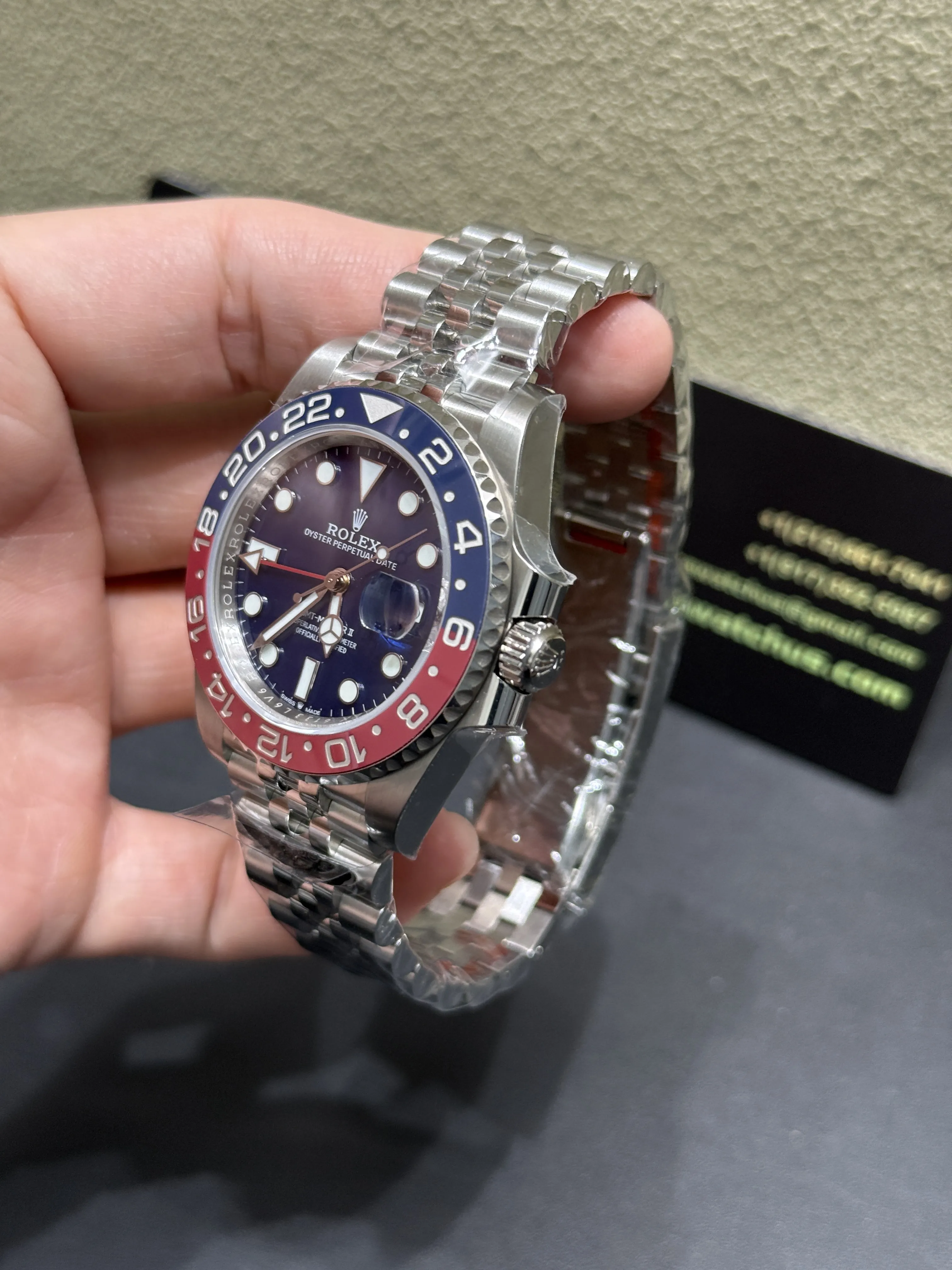 GMT-Master II 'Pepsi' Jubilee Bracelet Watch D417219382 — view 5