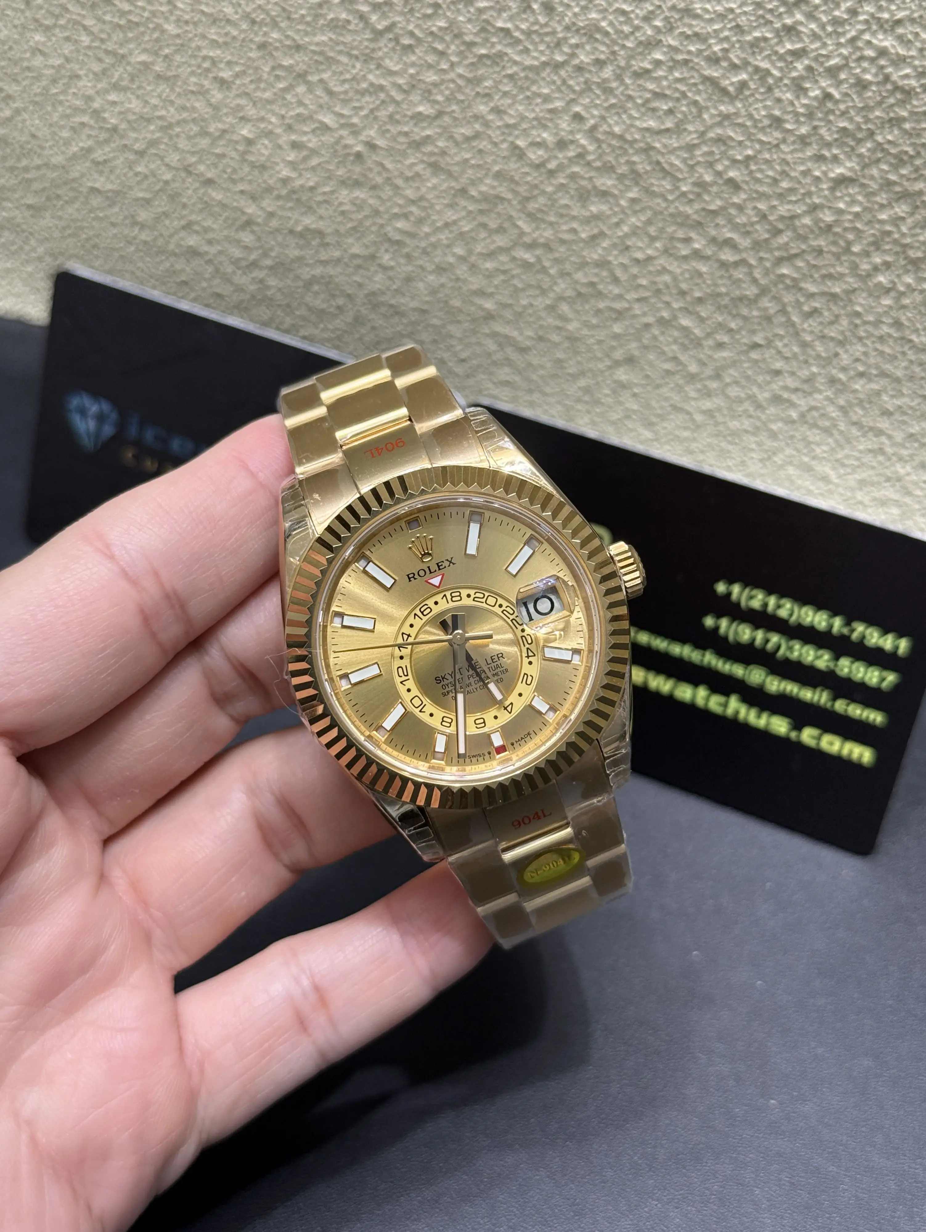Sky-Dweller Oystersteel Gold-Tone Watch D398319383 — view 2