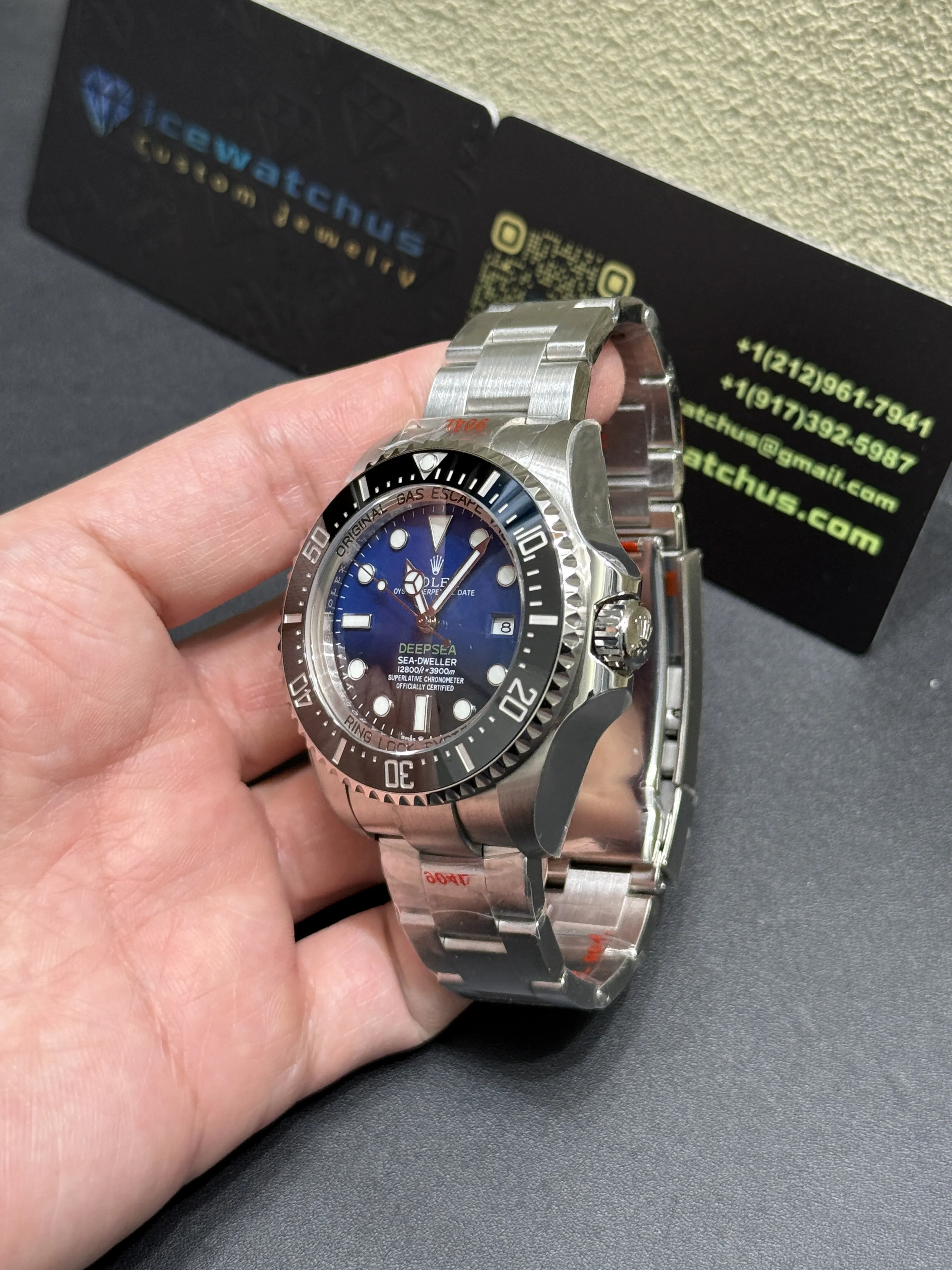 Sea-Dweller Deepsea D-Blue Dial Watch D398319388 — view 5