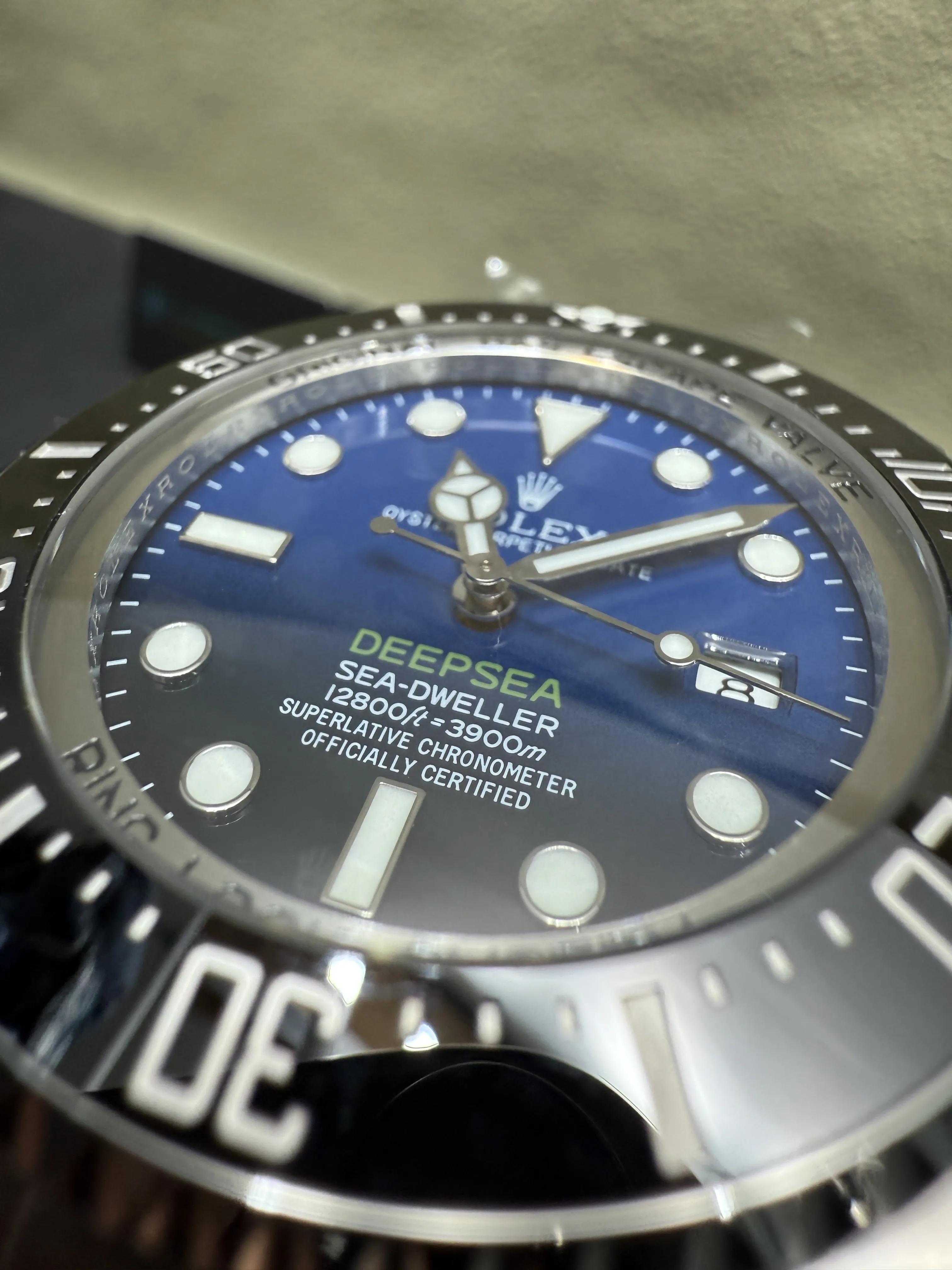 Sea-Dweller Deepsea D-Blue Dial Watch D398319388 — view 14