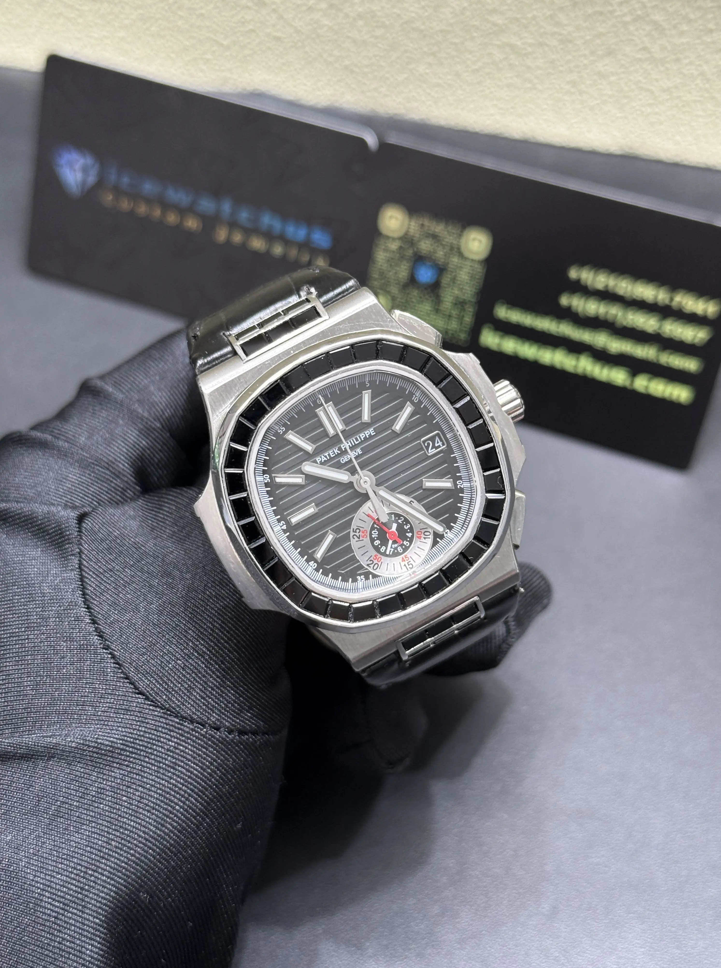 Nautilus Chronograph with Black Baguette Bezel D877519380 — view 2