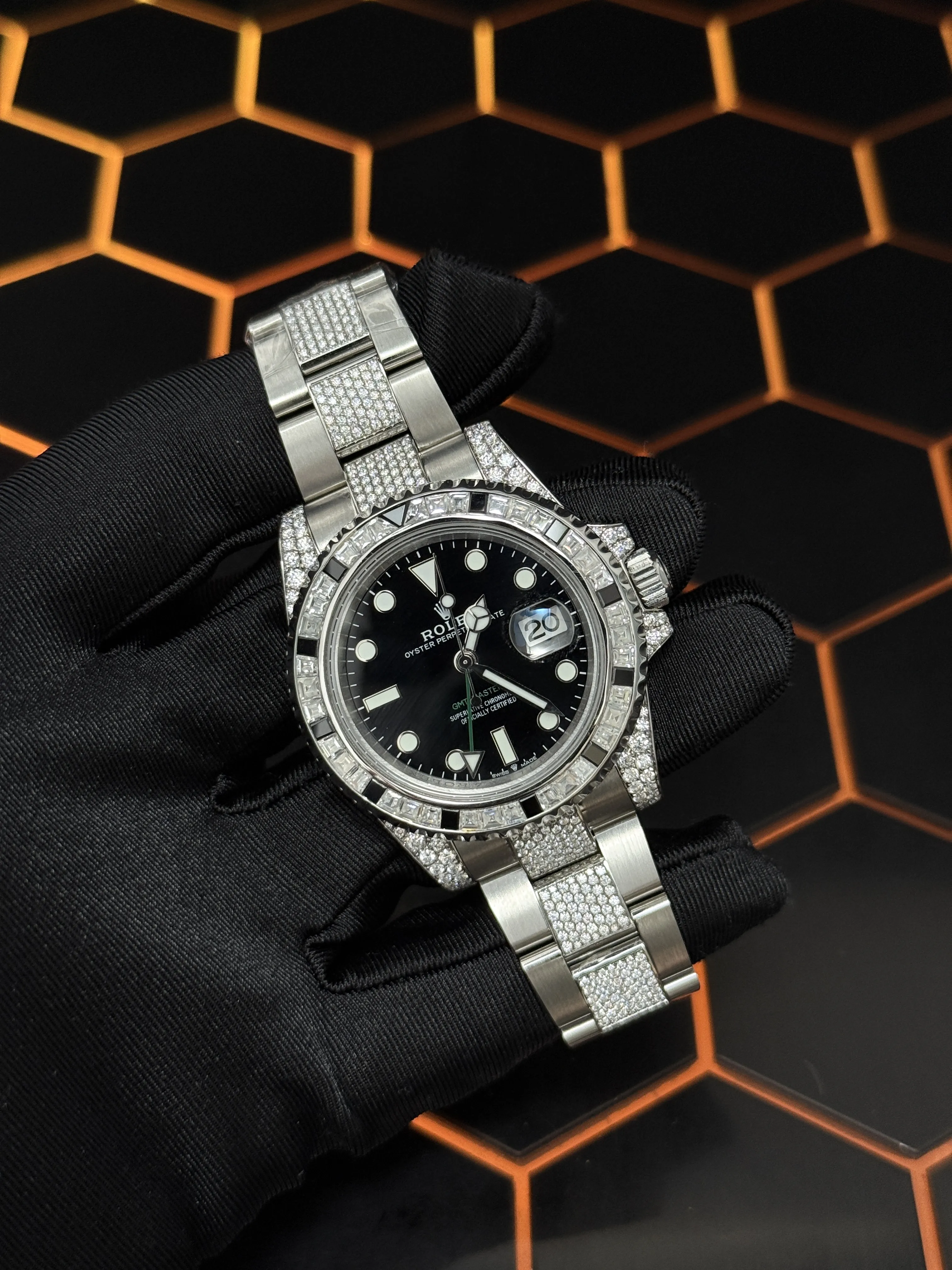 GMT-Master II Icedout Watch with Baguette Bezel D1147519396 — view 2