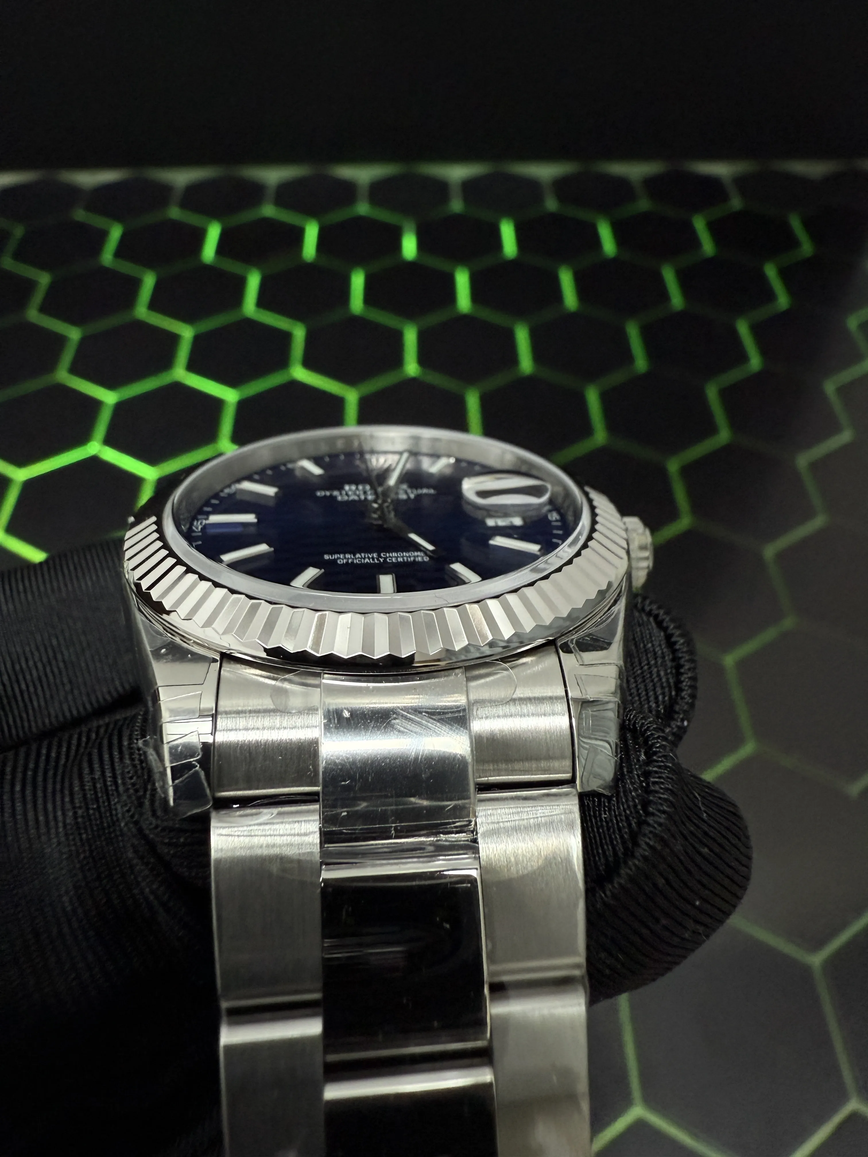 Datejust 41mm Blue Motif Dial Watch D398319393 — view 9