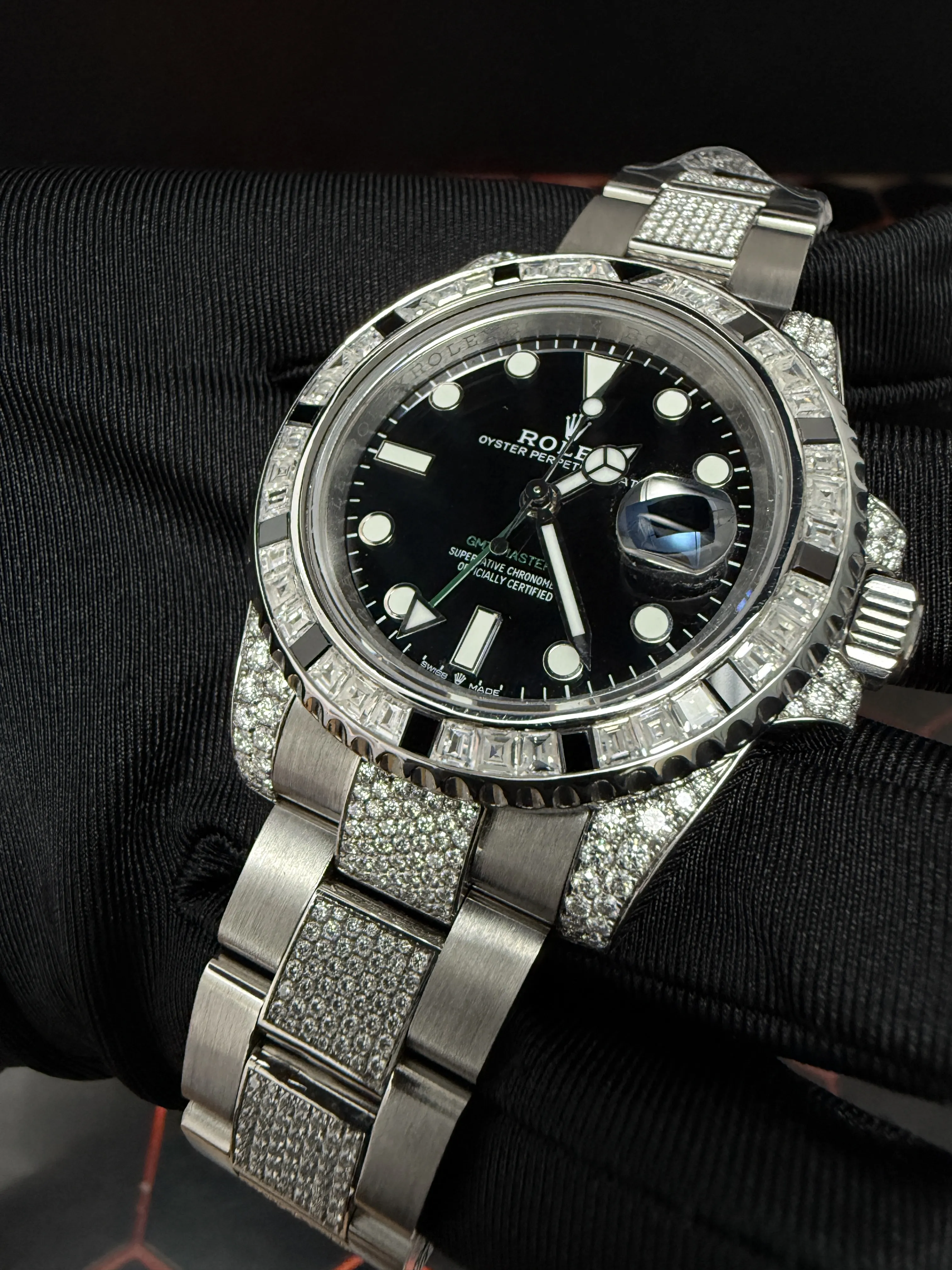 GMT-Master II Icedout Watch with Baguette Bezel D1147519396 — view 9