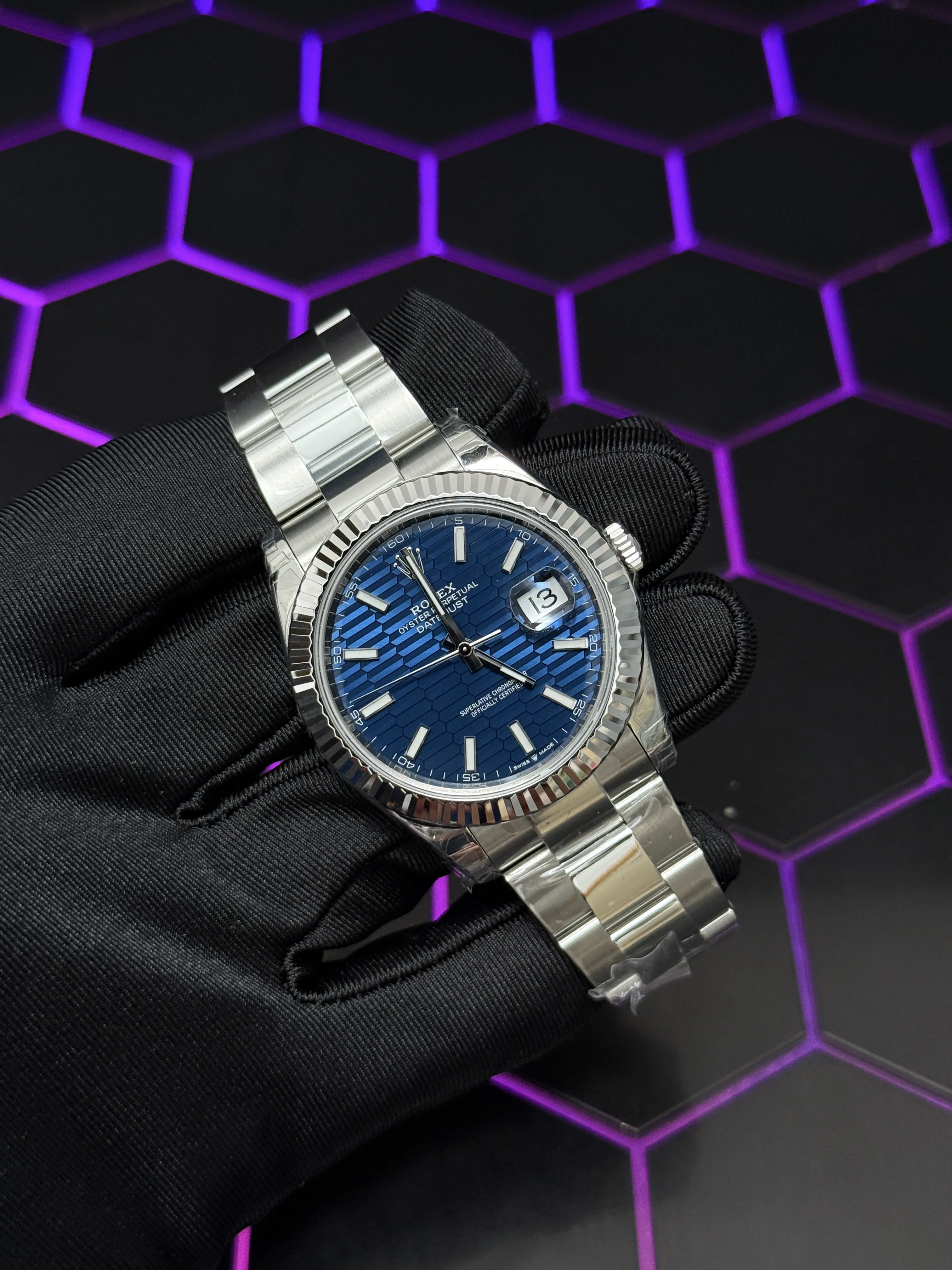 Datejust 41mm Blue Motif Dial Watch D398319393 — view 2