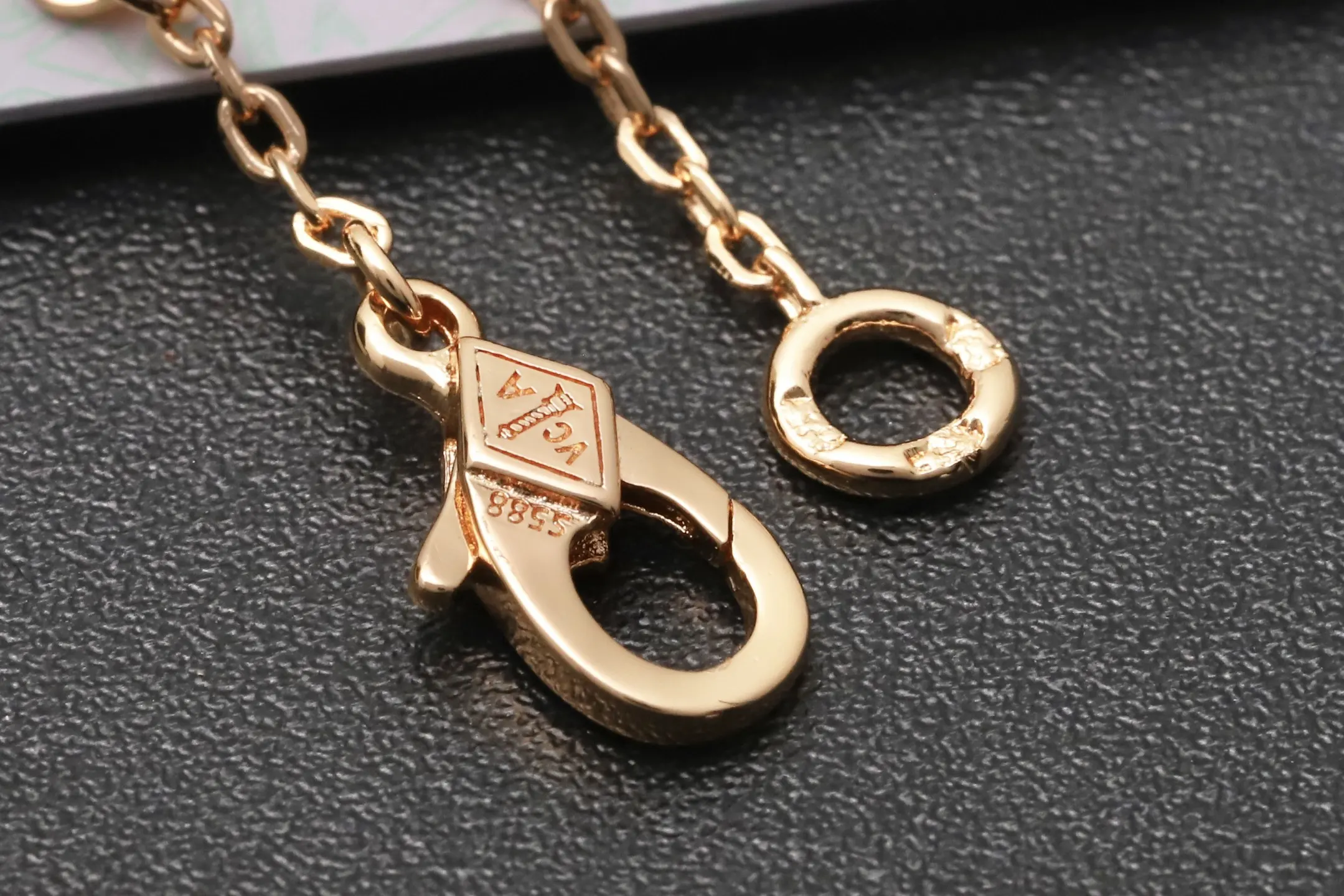 VCA Bracelet D47319399 — view 6