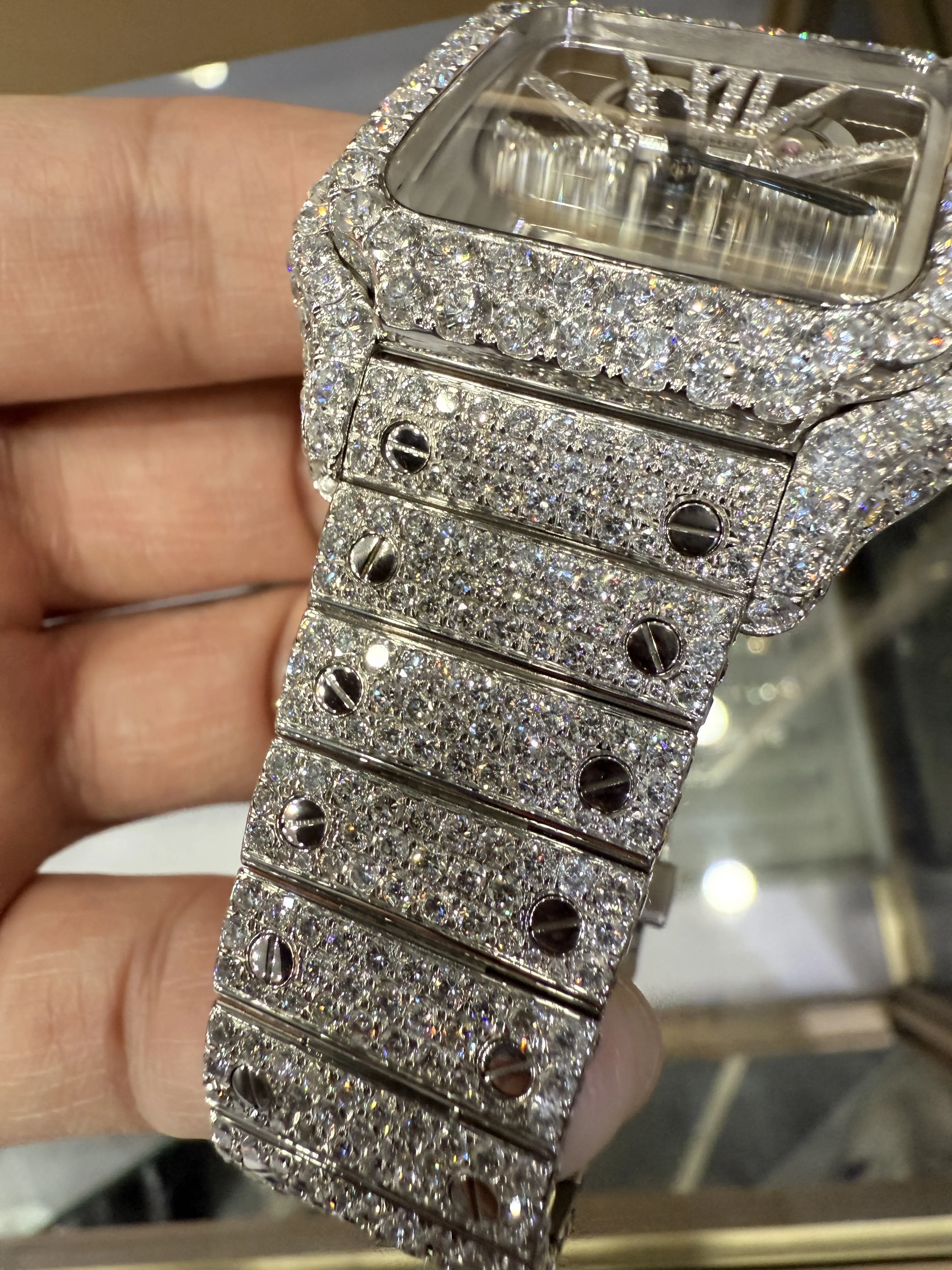 0168 VVS Lab-grown diamond Cartier Skeleton D2868819403 — view 9
