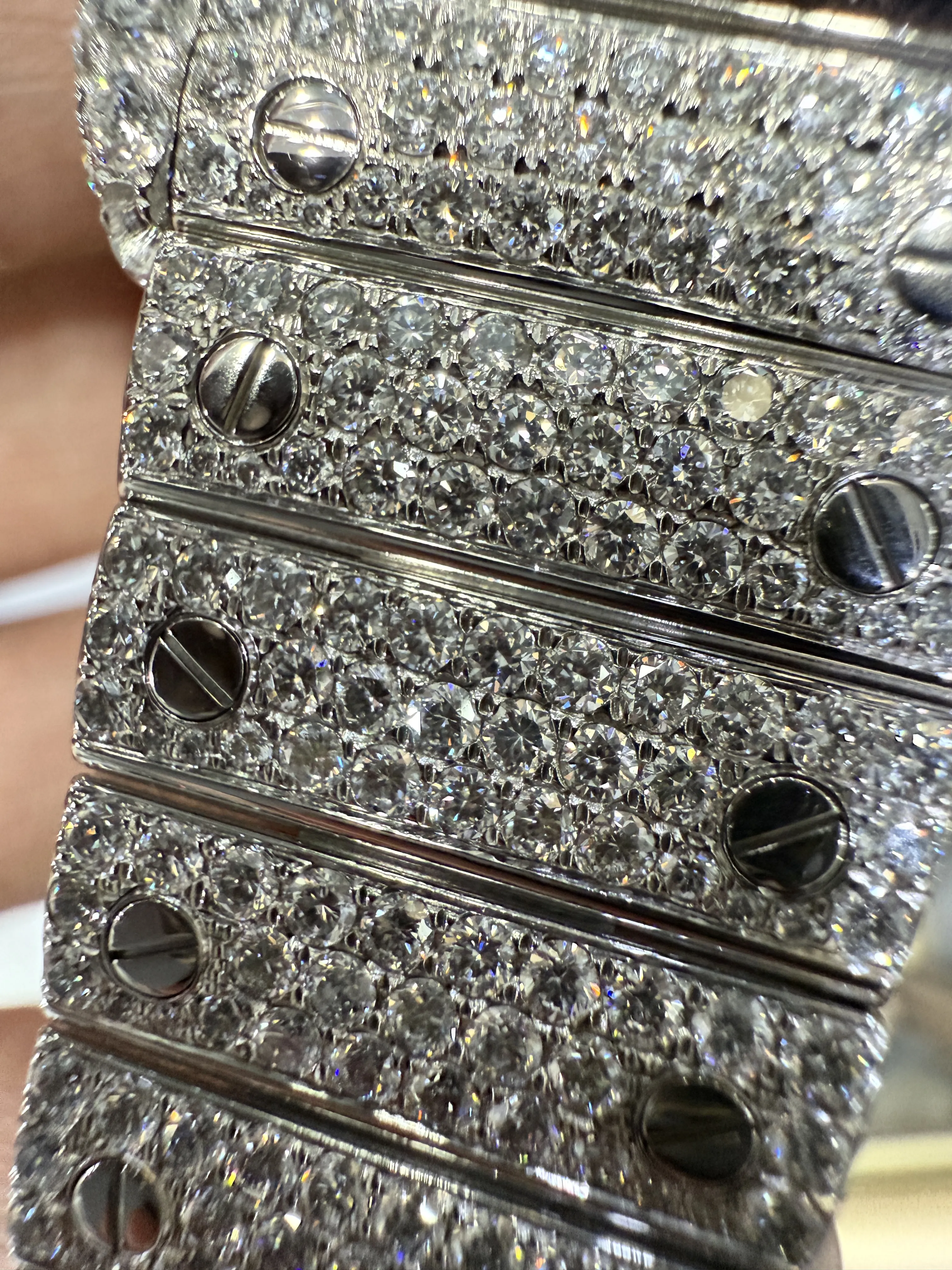 0168 VVS Lab-grown diamond Cartier Skeleton D2868819403 — view 10