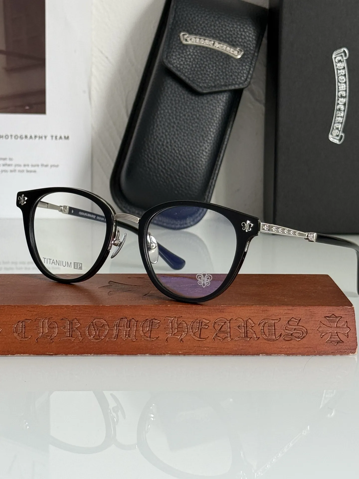 CHROME HEART CH8352 Eyeglasses 49-22-148 D44025063 — view 1